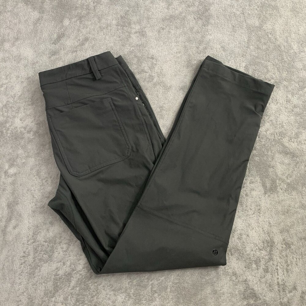 lululemon abc athletica Men's Chinos in dark gray 32 waist